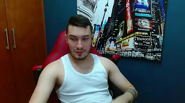 Snapshot of Airon_Blade chatting on December 2024 10:34:02 PM Airon Blade online show from December 2024 10:34:02 PM