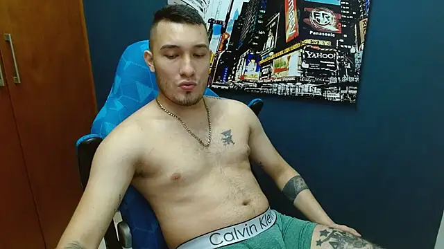Snapshot of Airon_Blade chatting on January 2025 01:22:02 AM Airon Blade online show from January 2025 01:22:02 AM