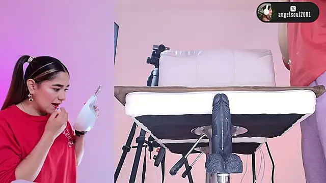 Snapshot of Angelst__ chatting on February 2026 08:29:02 AM Angelst online show from February 2026 08:29:02 AM