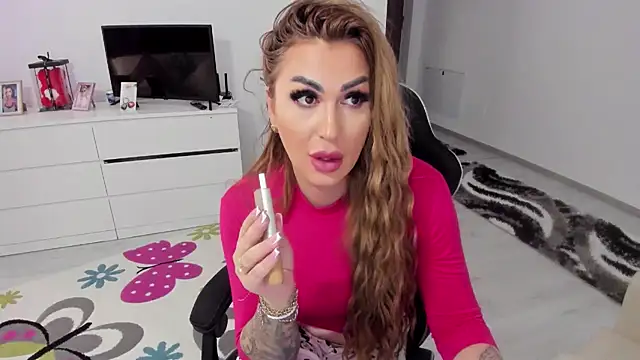 Snapshot of GlossyDiamondX chatting on March 2025 12:45:02 PM GlossyDiamondX online show from March 2025 12:45:02 PM