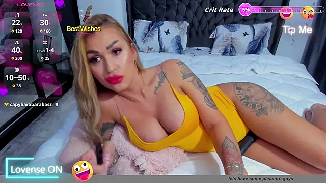 Snapshot of GlossyDiamondX chatting on October 2025 03:47:01 AM GlossyDiamondX online show from October 2025 03:47:01 AM