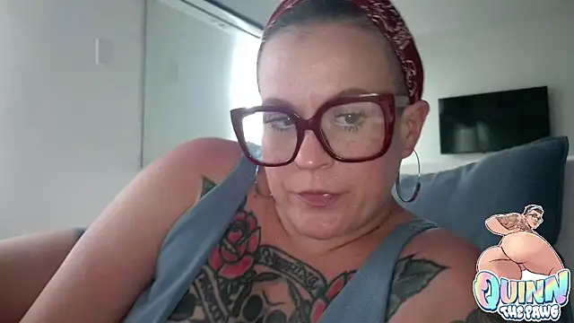 quinnmariexo online show from December 2025 08:17:01 PM