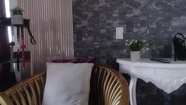 BondageGirl Ks online show from December 2025 12:58:01 PM