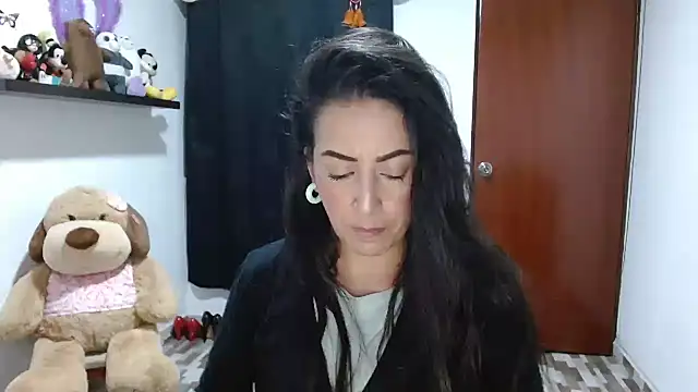 ella peck online show from February 2025 01:29:02 AM