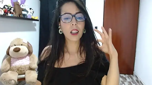 ella peck online show from February 2025 03:00:02 AM