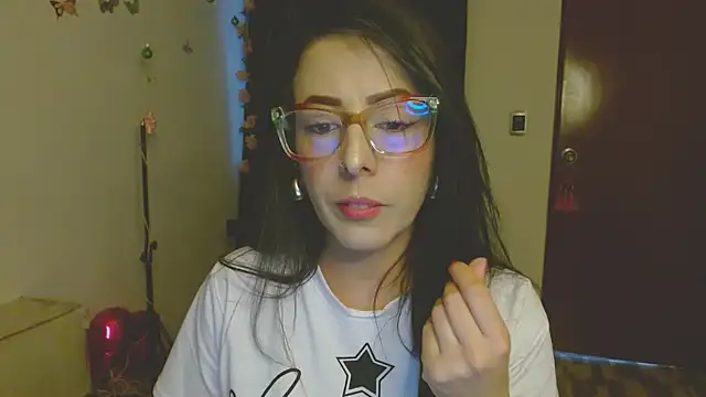 ella peck online show from December 2025 10:06:02 PM