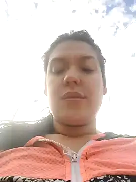 Sophie-hatter online show from January 2025 12:52:01 PM