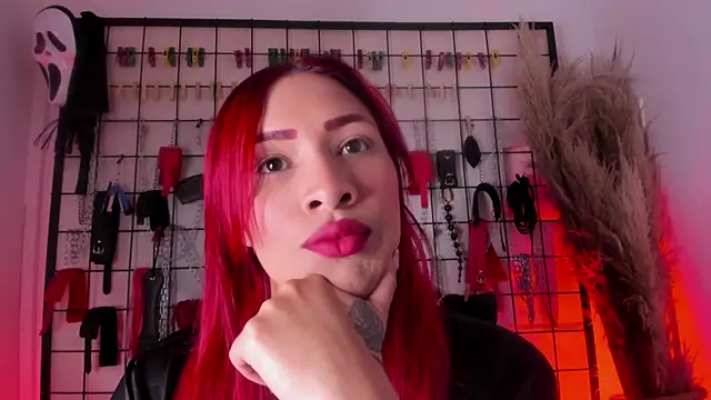 charrlotte quinn online show from October 2025 02:40:02 PM