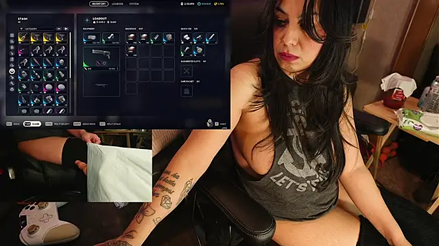 Snapshot of IndiaBlaze chatting on February 2026 02:13:02 AM IndiaBlaze online show from February 2026 02:13:02 AM