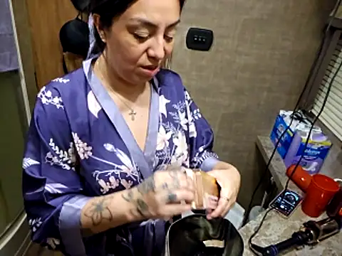 Snapshot of IndiaBlaze chatting on March 2026 01:22:02 AM IndiaBlaze online show from March 2026 01:22:02 AM