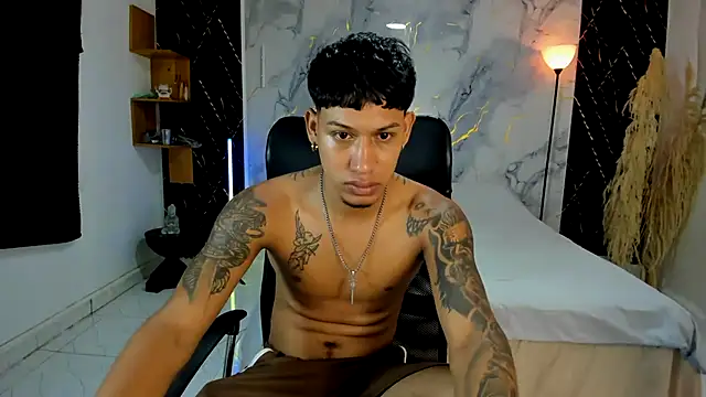 Snapshot of slim_master12 chatting on May 2026 03:24:01 AM slim master12 online show from May 2026 03:24:01 AM