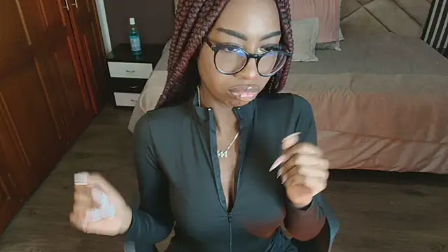 Raquel jones online show from March 2025 11:40:01 AM