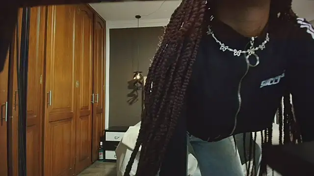 Raquel jones online show from March 2025 11:41:01 AM