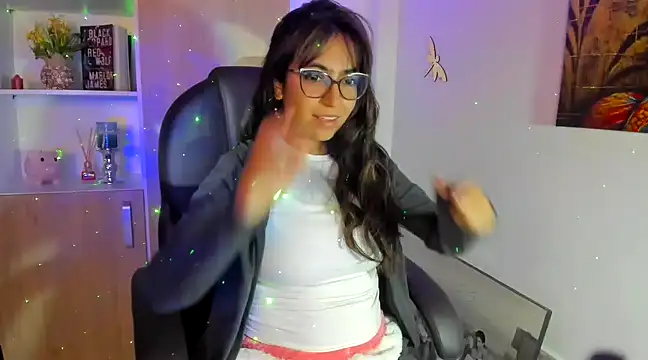 Isabellaa22 1 online show from March 2025 02:51:02 AM