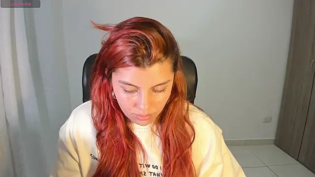 Fieryfenixx online show from March 2025 03:32:01 AM
