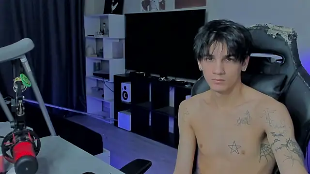 MarkBrowniii online show from September 2025 05:20:01 AM