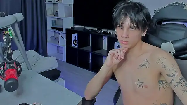 MarkBrowniii online show from October 2025 09:45:01 PM