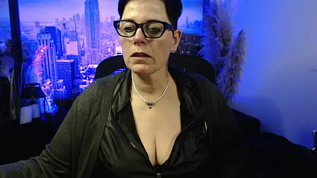 Snapshot of ninarandmann chatting on January 2026 03:58:01 PM ninarandmann online show from January 2026 03:58:01 PM