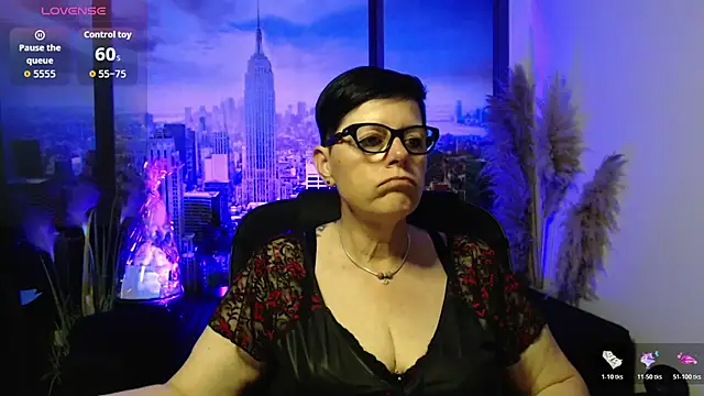 Snapshot of ninarandmann chatting on May 2026 04:26:02 PM ninarandmann online show from May 2026 04:26:02 PM