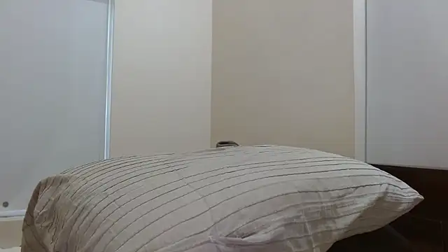 robintoit online show from November 2025 04:37:01 AM