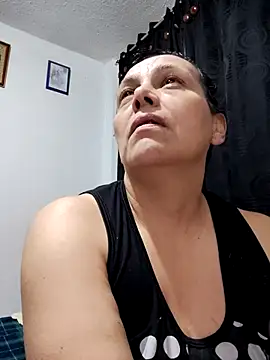 Natasha milf   online show from November 2025 05:33:02 PM