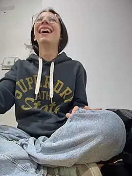 Bonniepark online show from March 2026 01:53:01 AM