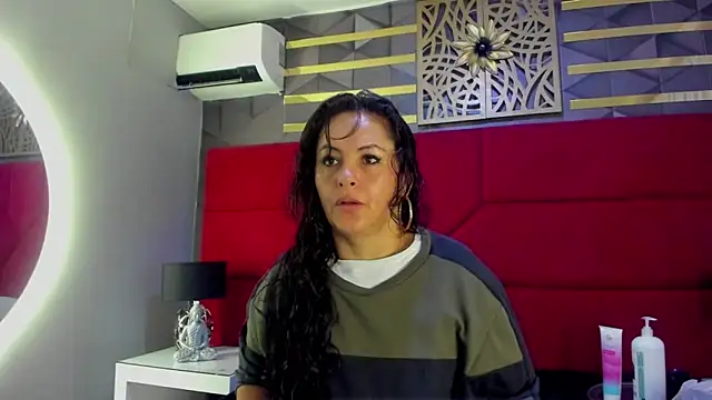 hanny milf online show from March 2025 11:29:02 AM