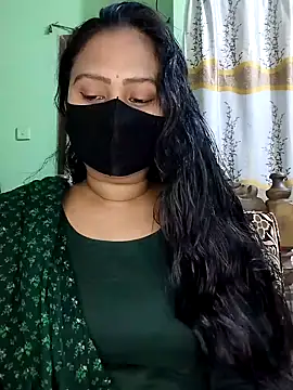 Snapshot of Idhika_Paul chatting on February 2025 04:25:01 PM Idhika Paul online show from February 2025 04:25:01 PM