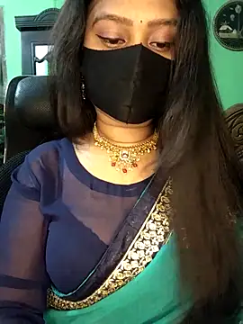 Idhika Paul online show from April 2026 03:30:02 PM