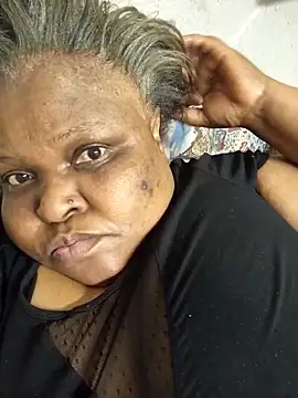 Snapshot of HOTSUGARX5 chatting on September 2025 07:00:01 AM HOTSUGARX5 online show from September 2025 07:00:01 AM