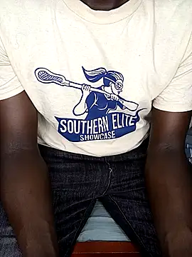 Snapshot of MaskedGQ chatting on February 2026 03:04:02 AM MaskedGQ online show from February 2026 03:04:02 AM