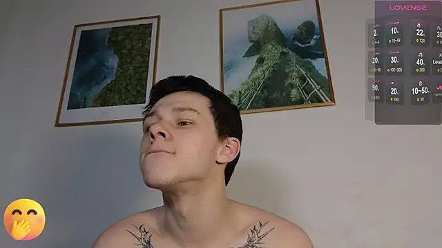 Snapshot of R1mmo__ chatting on March 2025 05:41:02 AM R1mmo online show from March 2025 05:41:02 AM