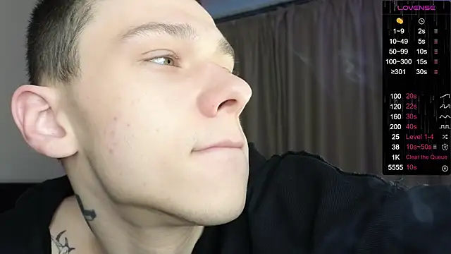 Snapshot of R1mmo__ chatting on October 2025 07:18:02 AM R1mmo online show from October 2025 07:18:02 AM