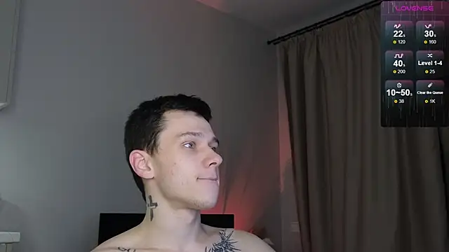 Snapshot of R1mmo__ chatting on November 2025 04:47:01 PM R1mmo online show from November 2025 04:47:01 PM