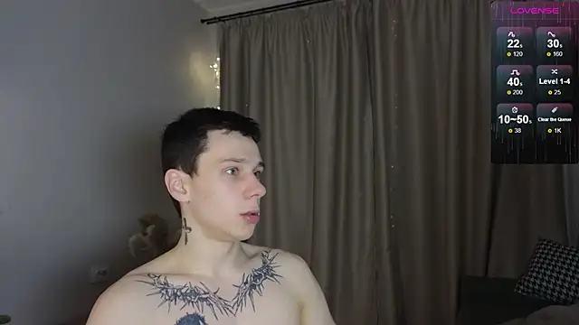 Snapshot of R1mmo__ chatting on January 2026 01:48:02 PM R1mmo online show from January 2026 01:48:02 PM