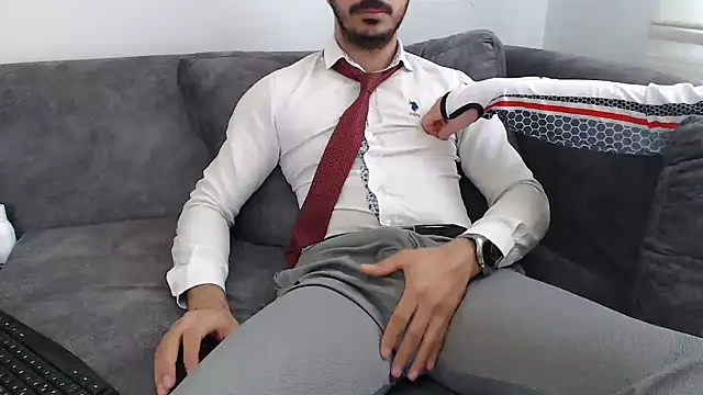 Snapshot of Naughtb0y chatting on May 2026 09:59:02 AM Naughtb0y online show from May 2026 09:59:02 AM