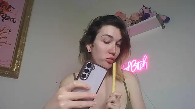 Icy  Diamond online show from September 2025 08:01:01 PM