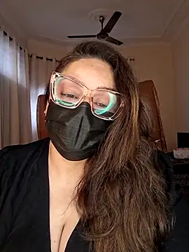 SEXY-Sardarni online show from December 2025 07:37:01 AM