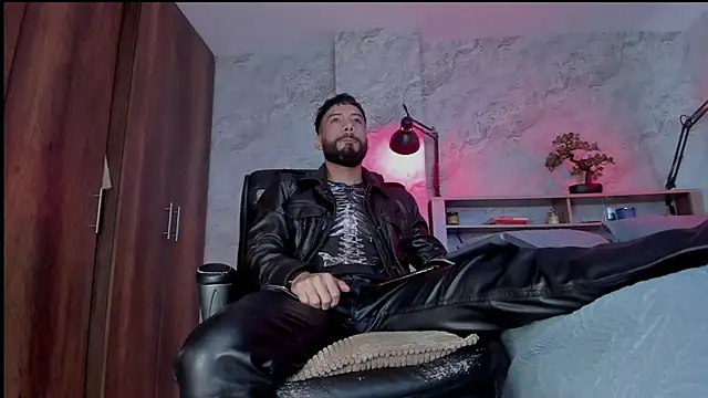 bruno woods online show from October 2025 01:36:03 PM