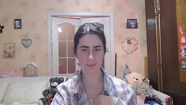 INELIKA online show from November 2025 08:36:02 PM