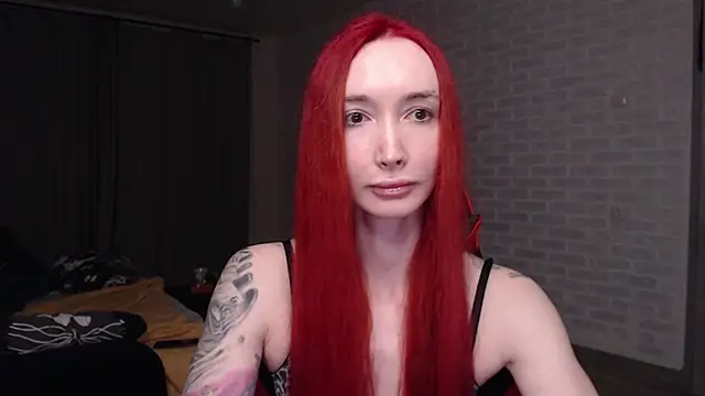 Snapshot of Roxy_Silver chatting on May 2026 07:54:02 PM Roxy Silver online show from May 2026 07:54:02 PM