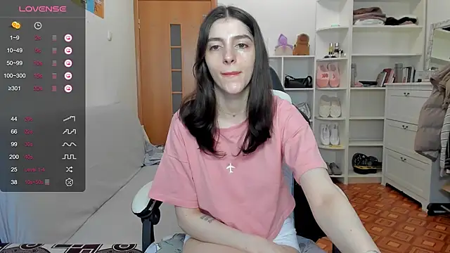 Snapshot of broosnica1 chatting on April 2026 09:15:02 AM broosnica1 online show from April 2026 09:15:02 AM