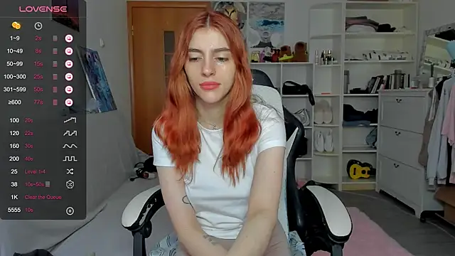 Snapshot of broosnica1 chatting on July 2026 07:44:02 AM broosnica1 online show from July 2026 07:44:02 AM