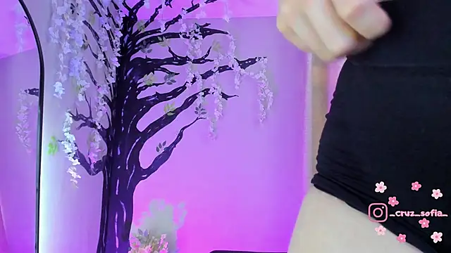  AlejaCruz  online show from January 2026 07:39:01 PM