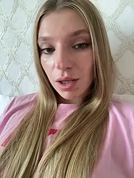 Snapshot of adel_secret chatting on June 2026 12:25:02 PM adel secret online show from June 2026 12:25:02 PM