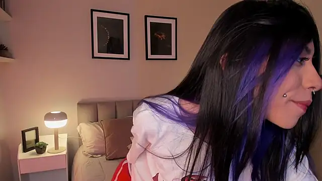 Violetta Nur online show from April 2026 08:42:02 PM