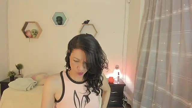 Paloma victory online show from October 2025 07:09:02 PM