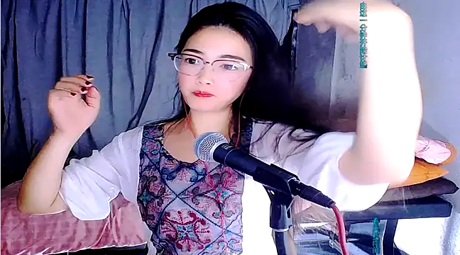 Floor oo online show from February 2025 01:16:01 PM