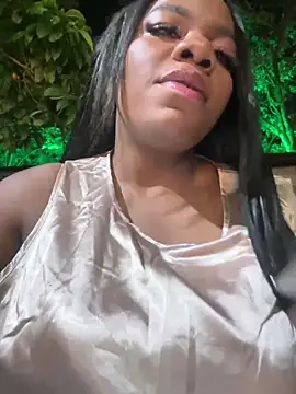 Snapshot of Idiris_big chatting on May 2026 12:38:01 AM Idiris big online show from May 2026 12:38:01 AM