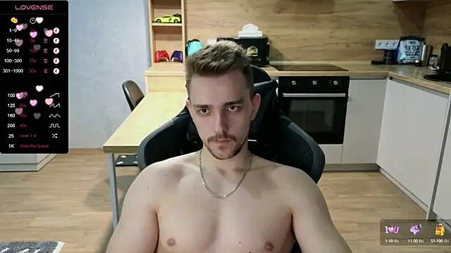 Snapshot of Larstar01 chatting on January 2025 12:39:02 PM Larstar01 online show from January 2025 12:39:02 PM